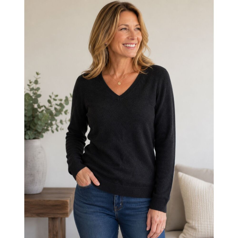 Talbots Pure Cashmere Black V-Neck Long Sleeve Pullover Sweater Women's Small
